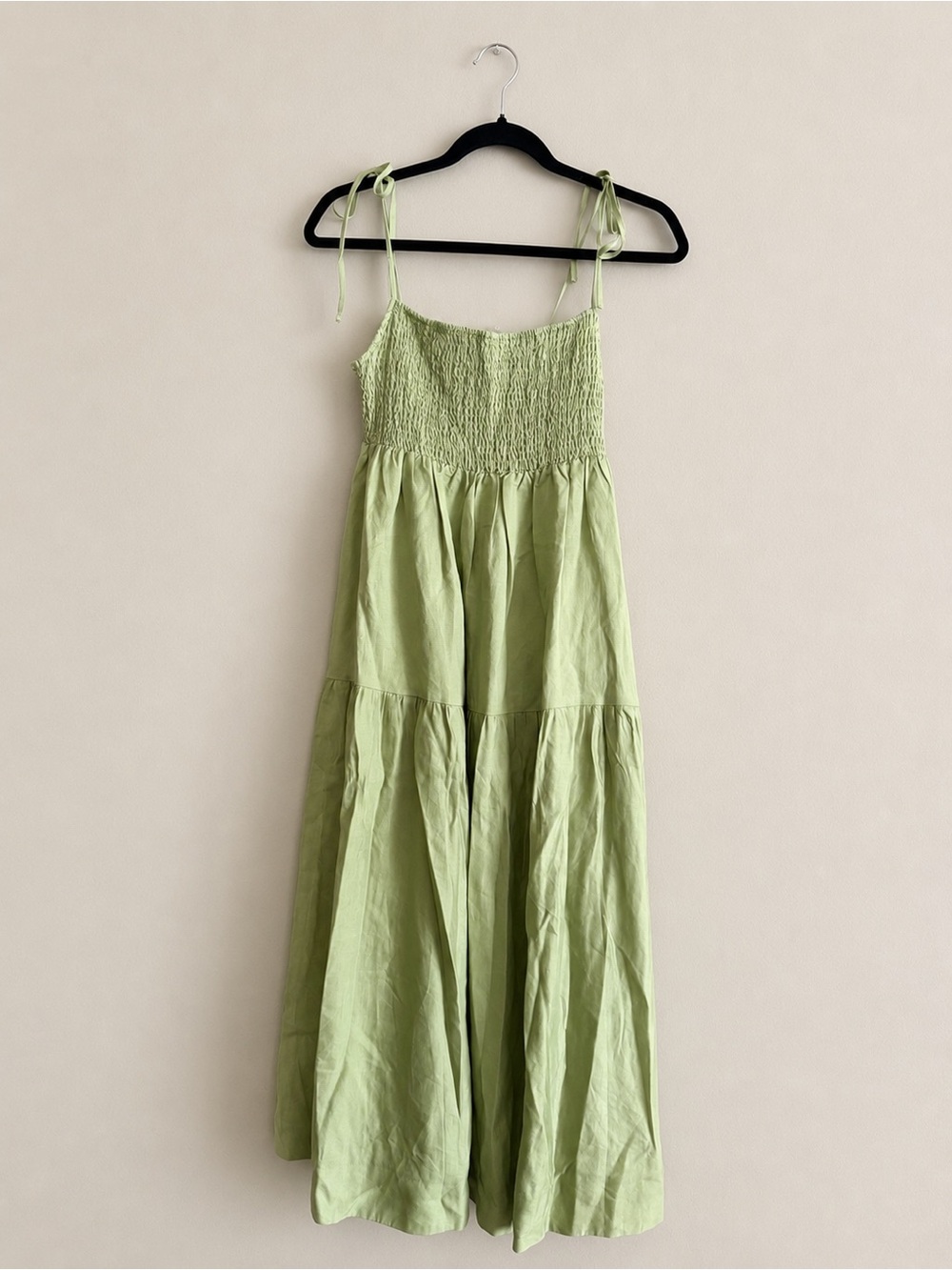 ASTR The Label Marlene Sleeveless Tiered Midi Dress in Celery Green Medium NWOT - Picture 6 of 10